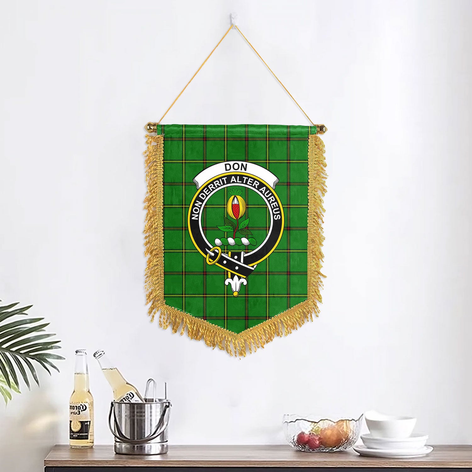 Don Tartan Crest Wall Hanging Banner