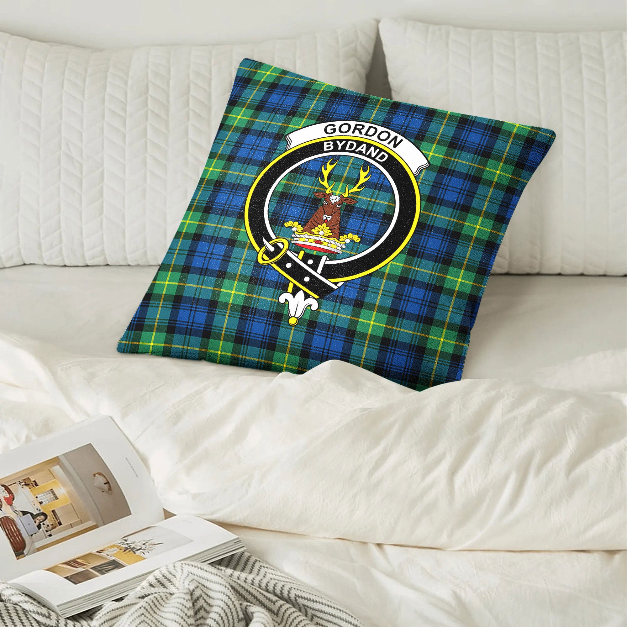 Gordon Ancient Tartan Crest Pillow Cover