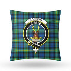 Gordon Ancient Tartan Crest Pillow Cover