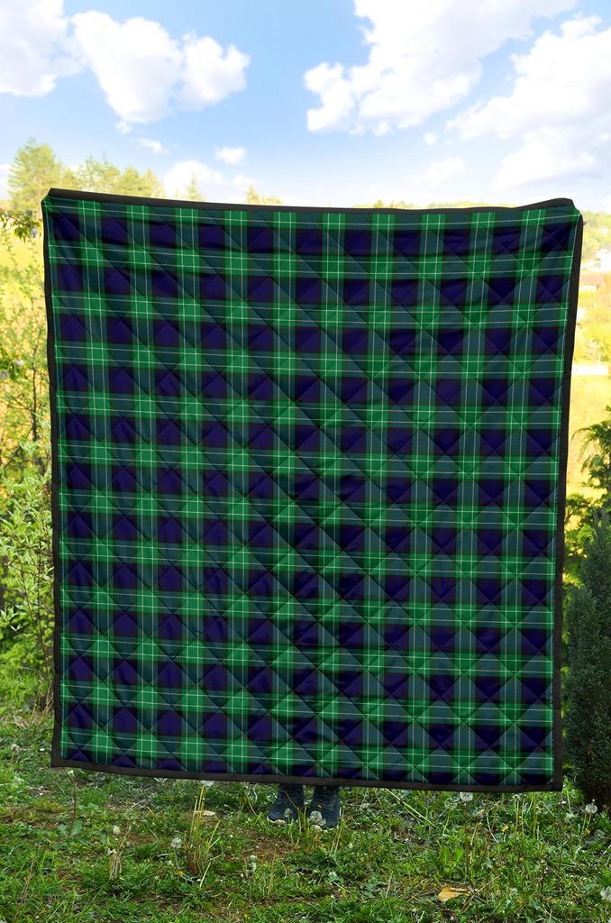 Gordon Dress Modern Tartan Quilt