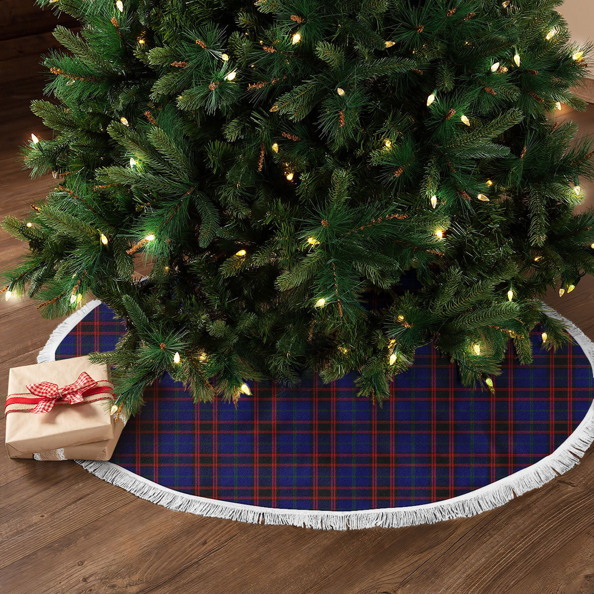 Home Modern Tartan Christmas Tree Skirt