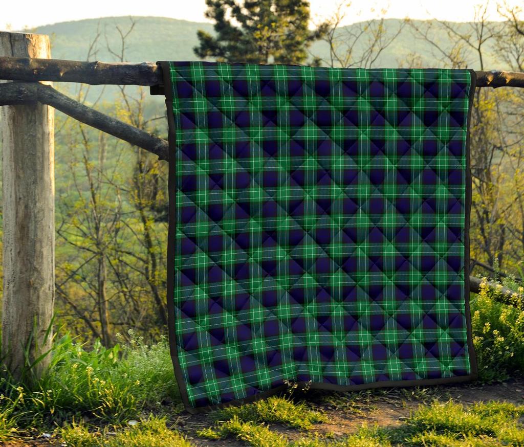 Gordon Dress Modern Tartan Quilt