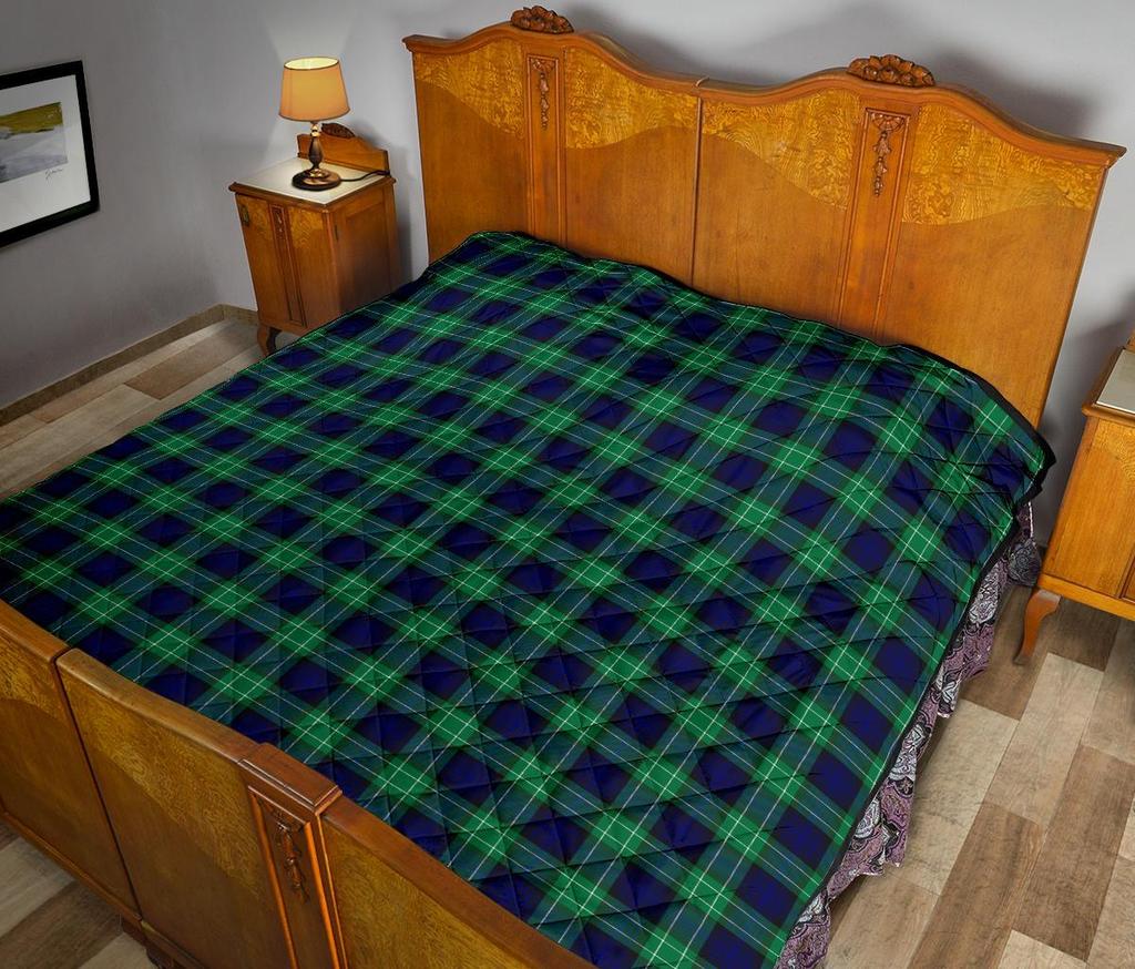 Gordon Dress Modern Tartan Quilt