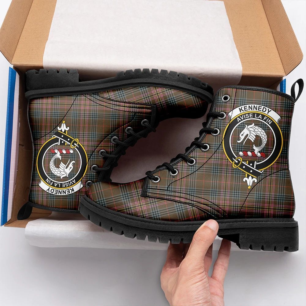 Kennedy Weathered Tartan Crest Leather Boots