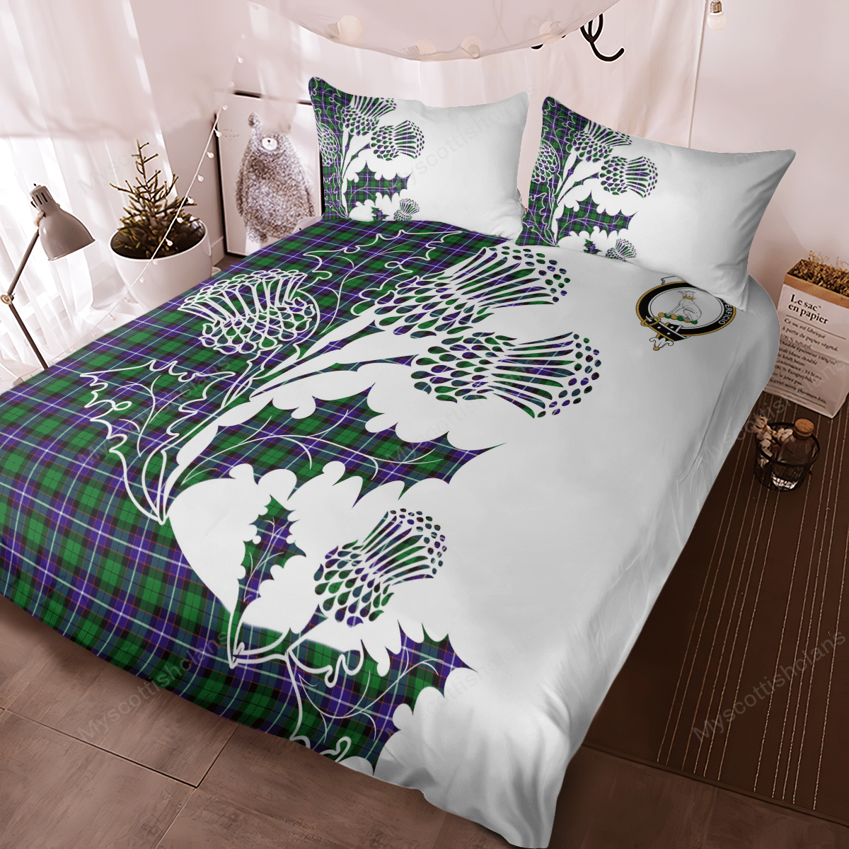 Hunter Tartan Crest Bedding Set - Thistle Style