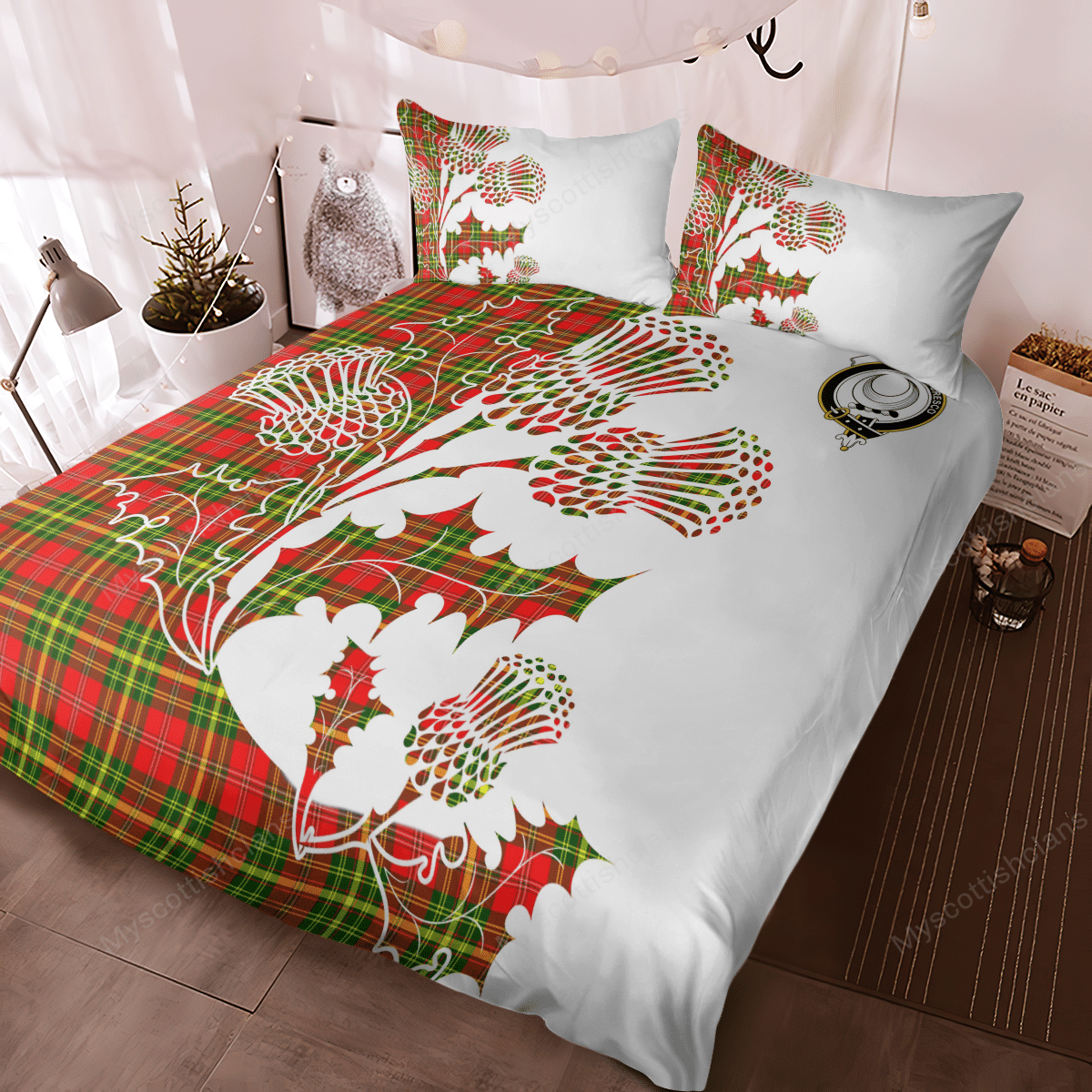 Leask Tartan Crest Bedding Set - Thistle Style