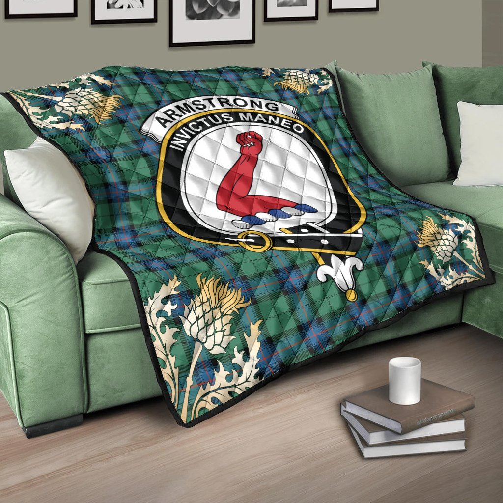 Armstrong Ancient Tartan Crest Premium Quilt - Gold Thistle Style