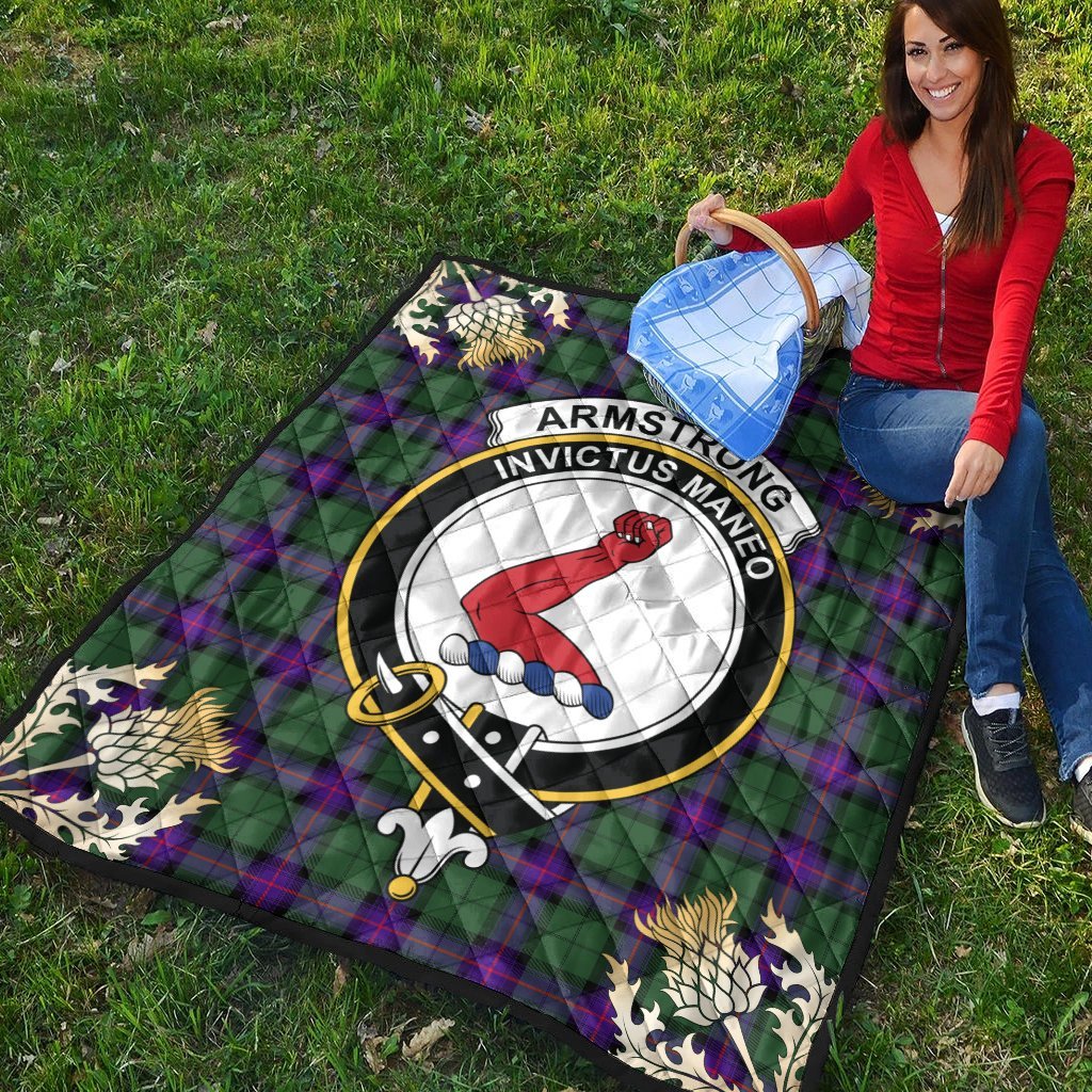 Armstrong Modern Tartan Crest Premium Quilt - Gold Thistle Style