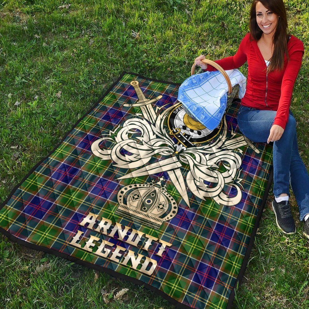 Arnott Tartan Crest Legend Gold Royal Premium Quilt