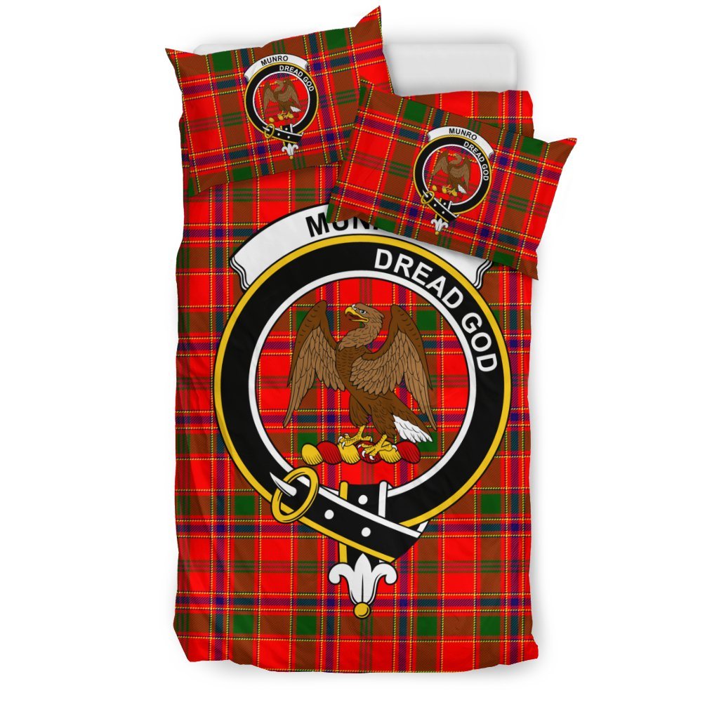 Munro Family Tartan Crest Bedding Set