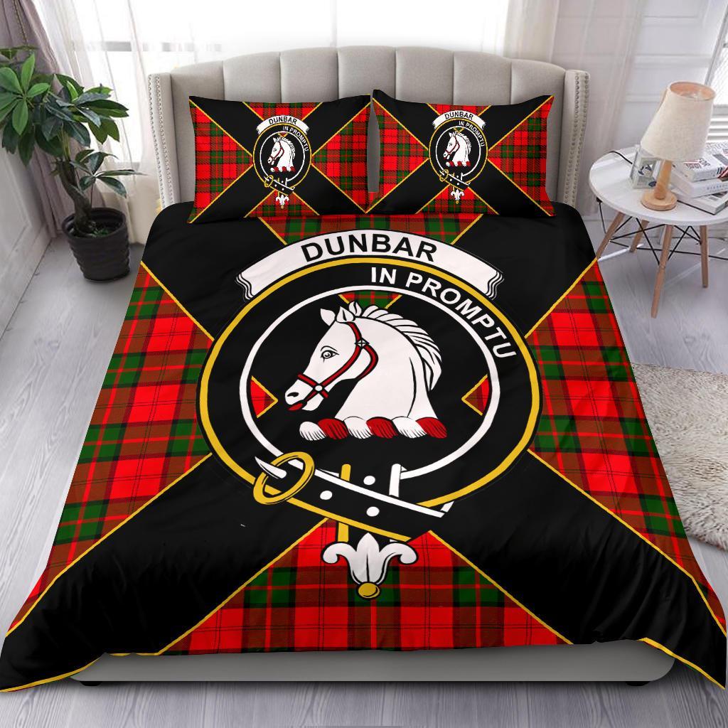 Dunbar Tartan Crest Bedding Set - Luxury Style