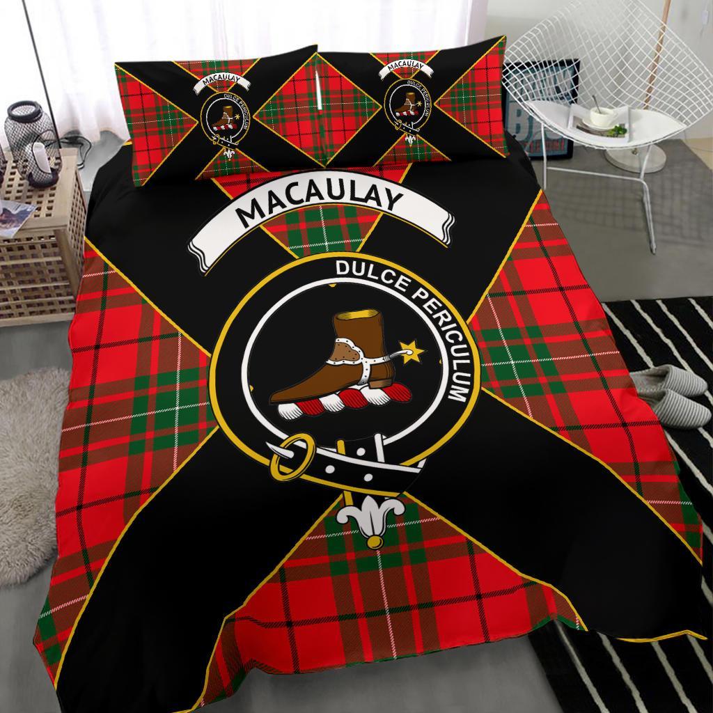 MacAulay Tartan Crest Bedding Set - Luxury Style