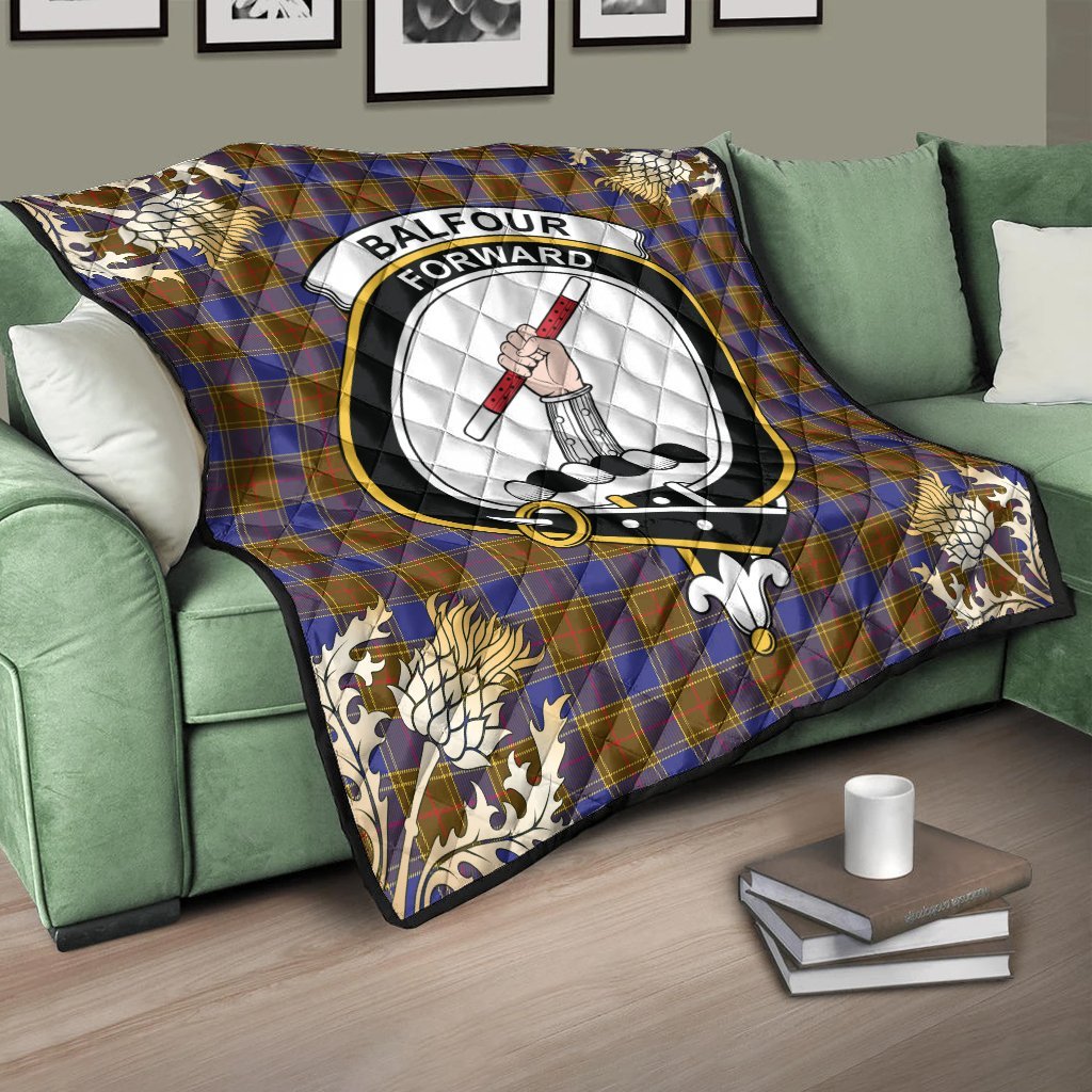 Balfour Modern Tartan Crest Premium Quilt - Gold Thistle Style