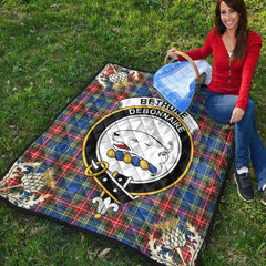 Bethune Tartan Crest Premium Quilt - Gold Thistle Style