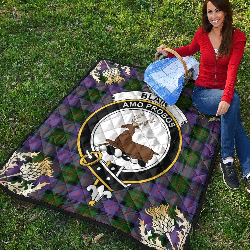 Blair Modern Tartan Crest Premium Quilt - Gold Thistle Style