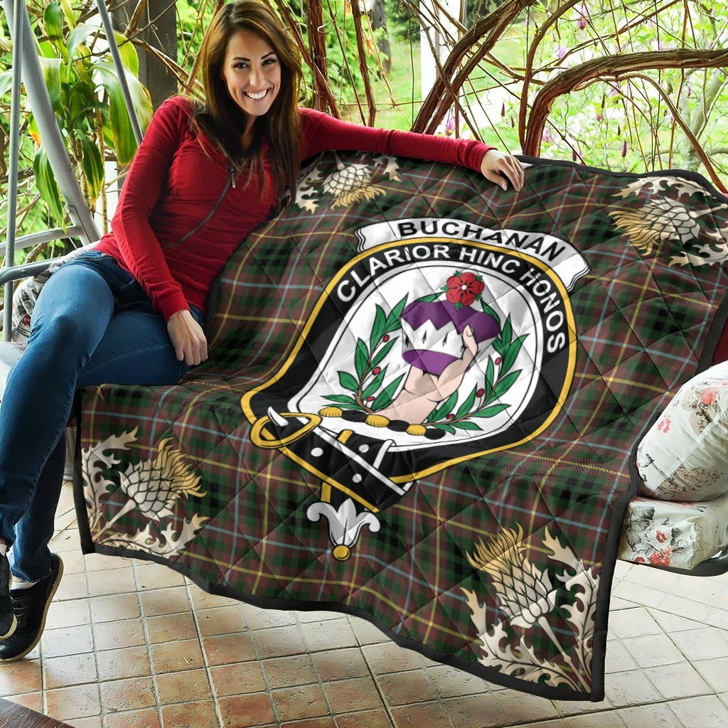 Buchanan Hunting Tartan Crest Premium Quilt - Gold Thistle Style