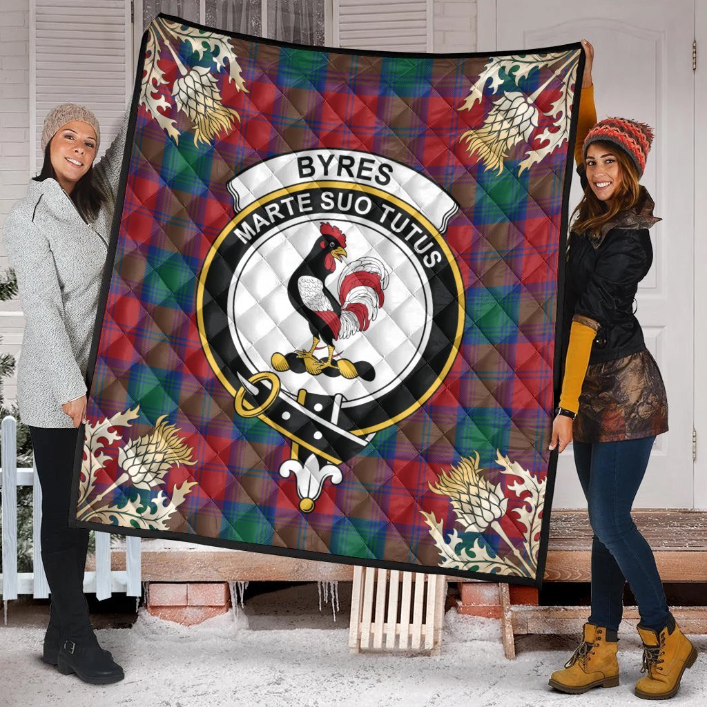 Byres Tartan Crest Premium Quilt - Gold Thistle Style