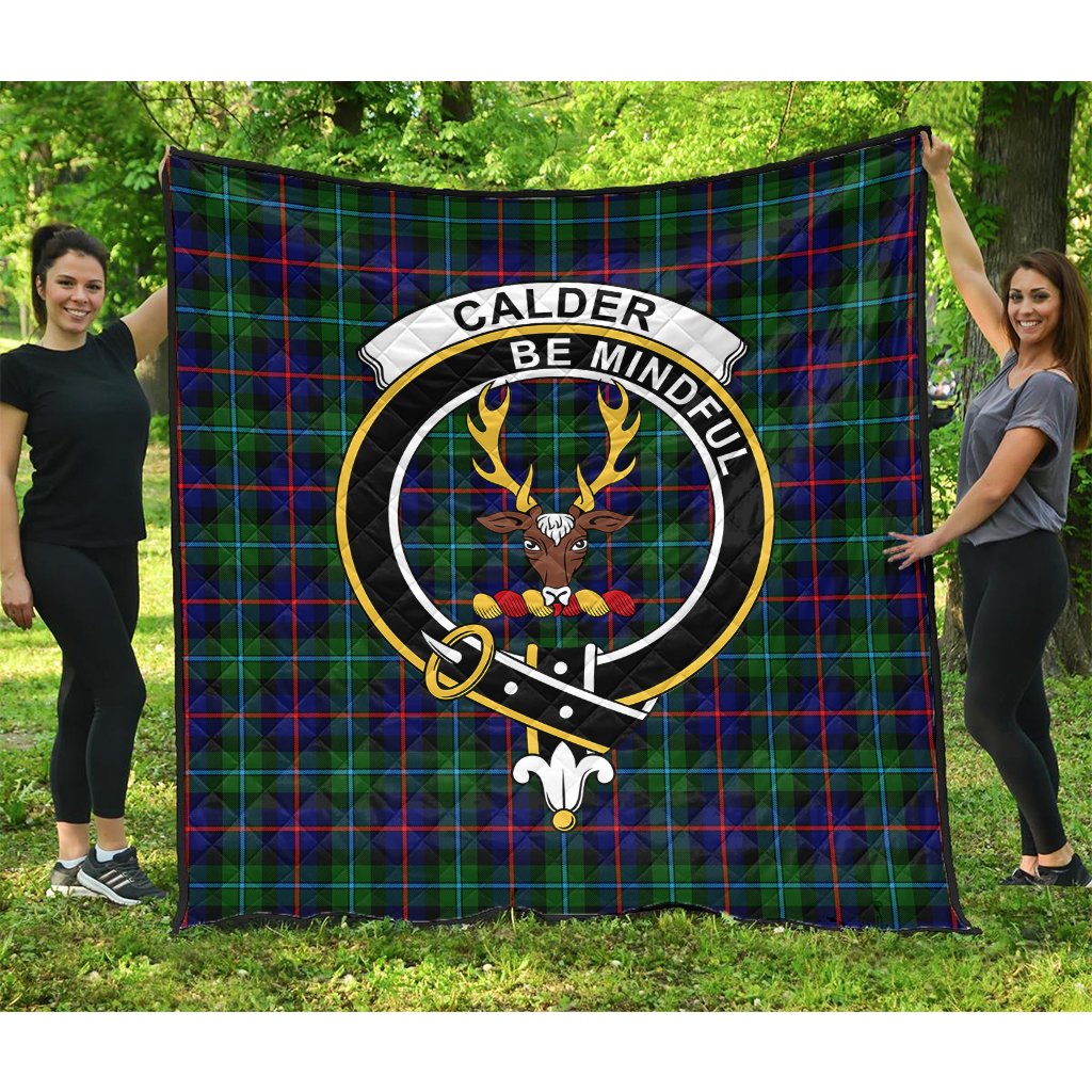 Calder Modern Tartan Crest Quilt