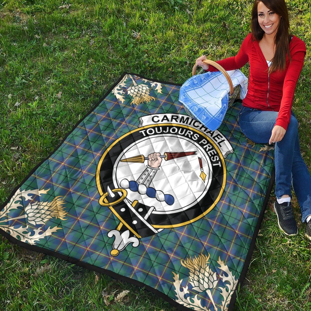 Carmichael Ancient Tartan Crest Premium Quilt - Gold Thistle Style