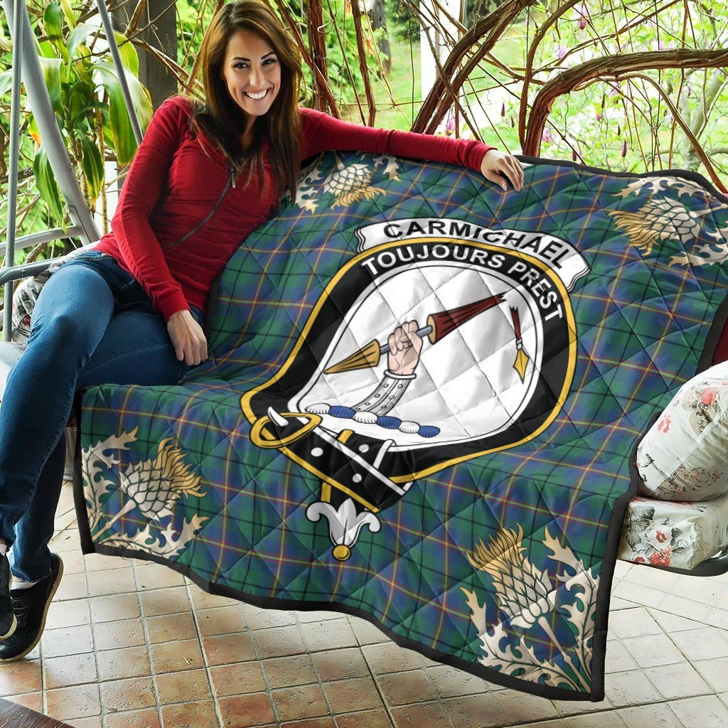 Carmichael Ancient Tartan Crest Premium Quilt - Gold Thistle Style