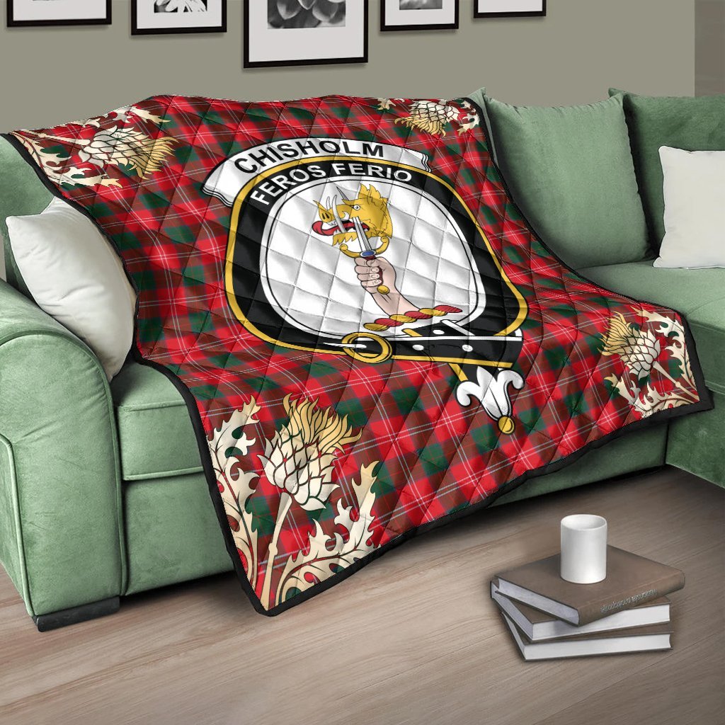 Chisholm Modern Tartan Crest Premium Quilt - Gold Thistle Style