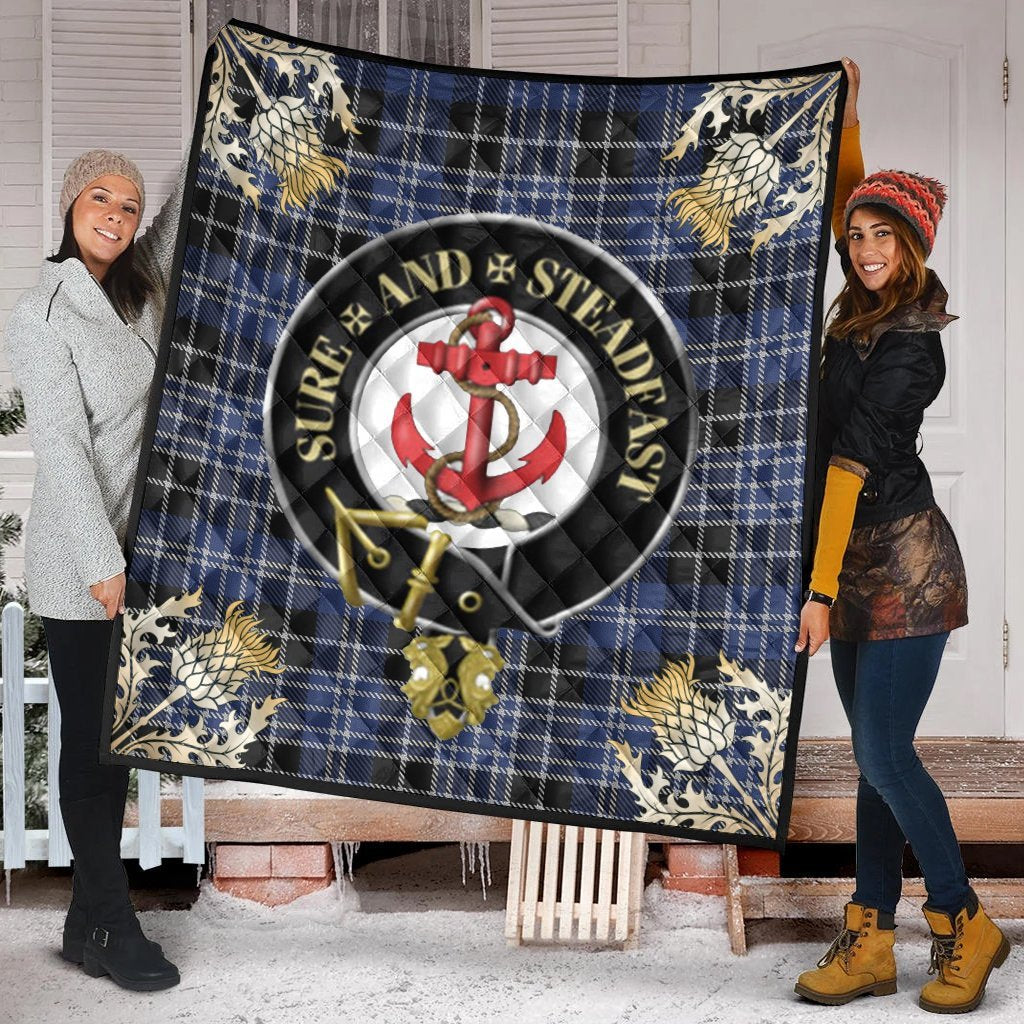 Clark Tartan Crest Premium Quilt - Gold Thistle Style