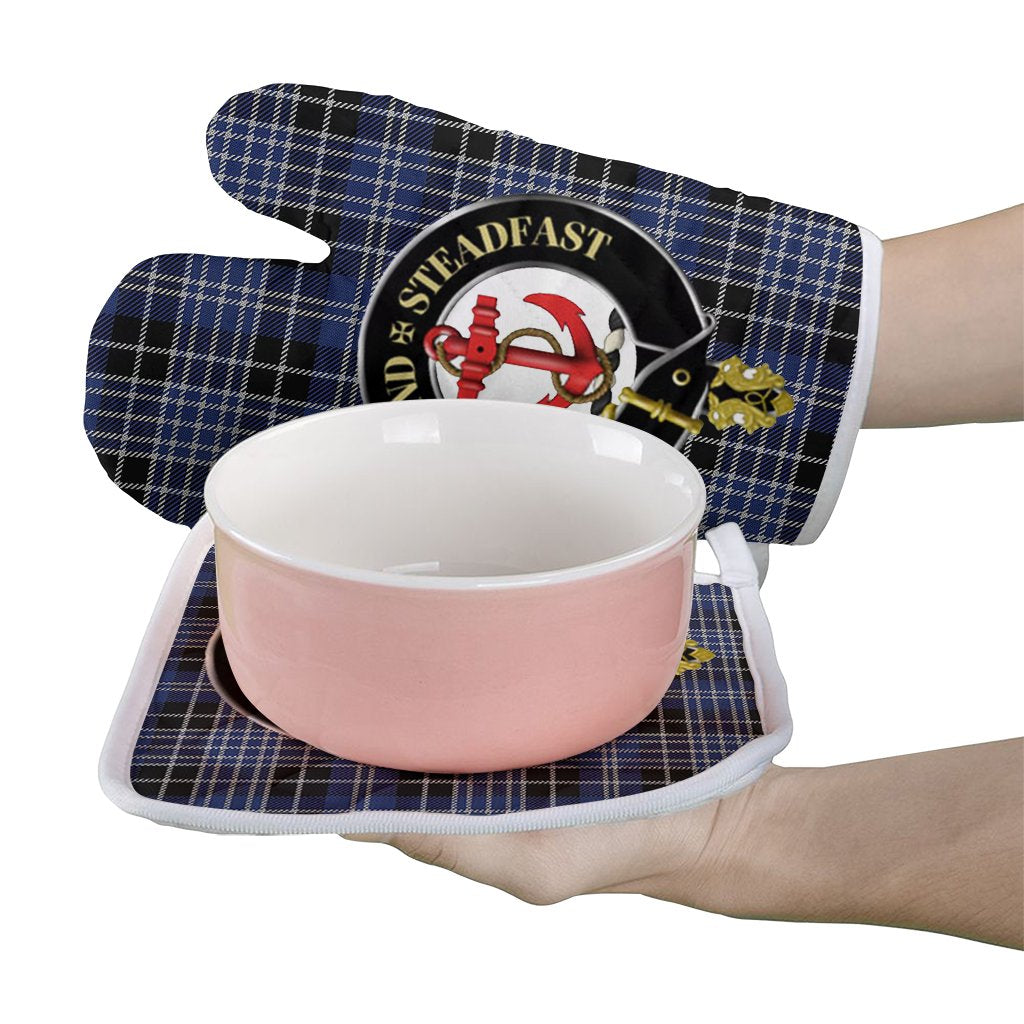 Clark Tartan Crest Oven Mitt And Pot Holder (2 Oven Mitts + 1 Pot Holder)