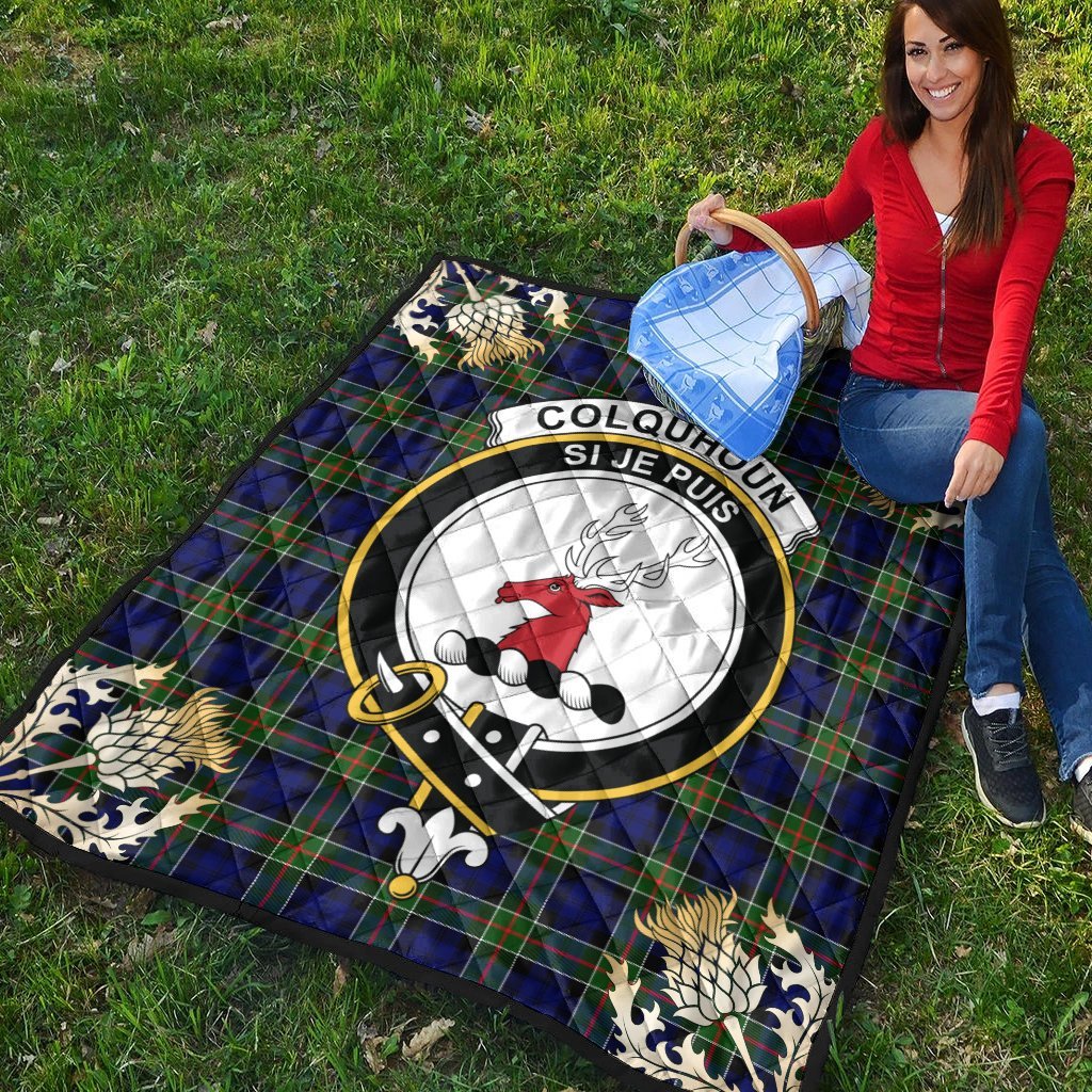 Colquhoun Modern Tartan Crest Premium Quilt - Gold Thistle Style