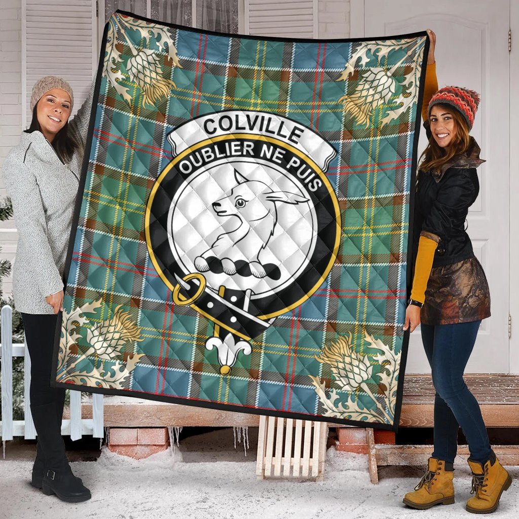 Colville Tartan Crest Premium Quilt - Gold Thistle Style