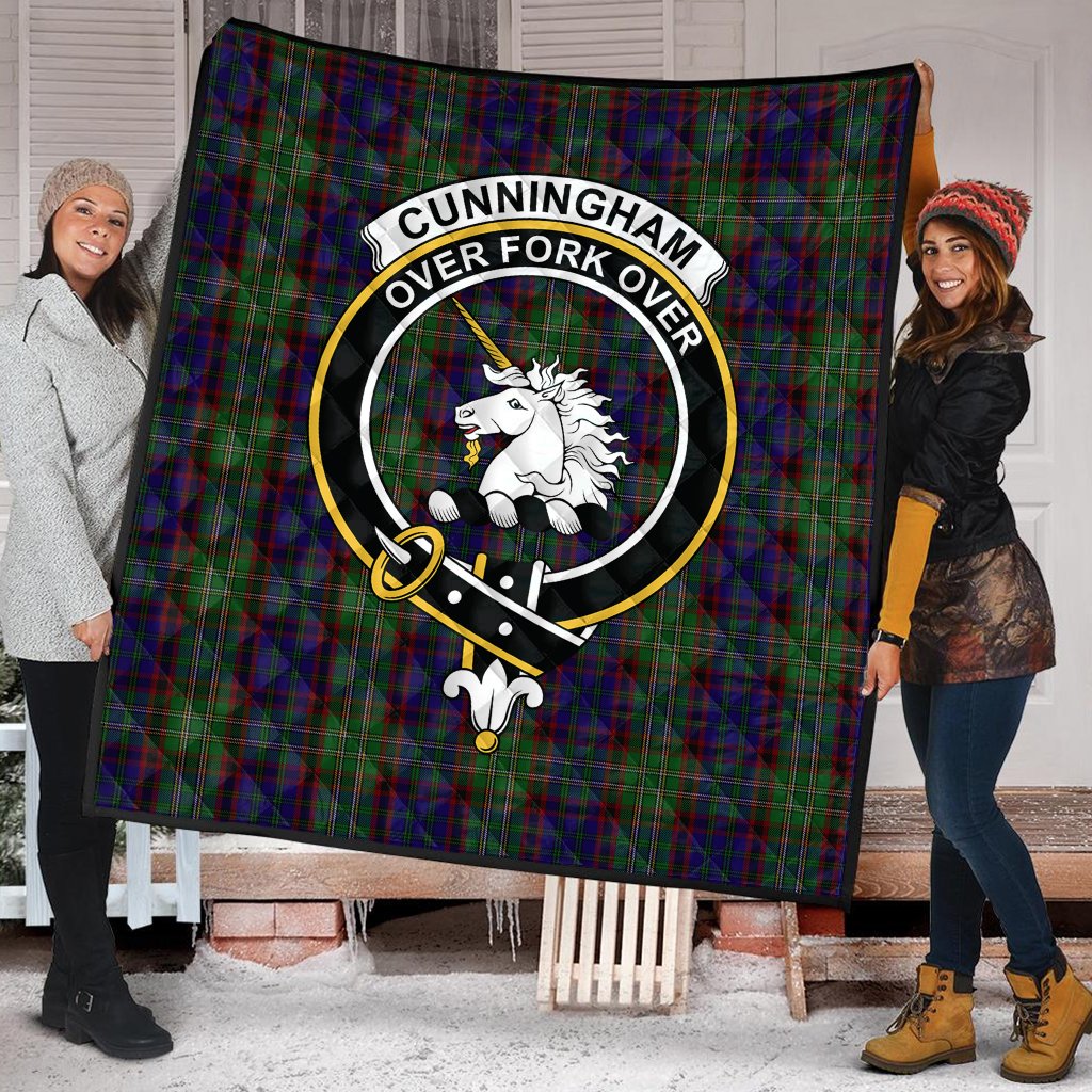 Cunningham Hunting Tartan Crest Quilt