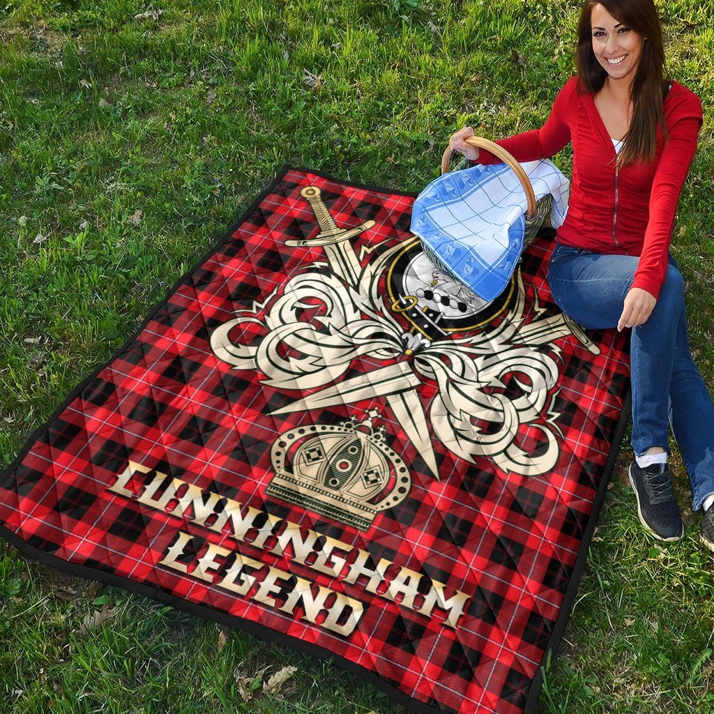 Cunningham Modern Tartan Crest Legend Gold Royal Premium Quilt