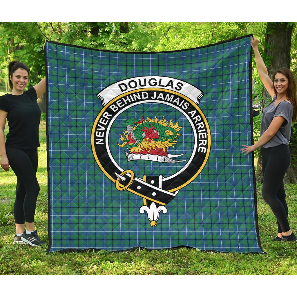 Douglas Ancient Tartan Crest Quilt