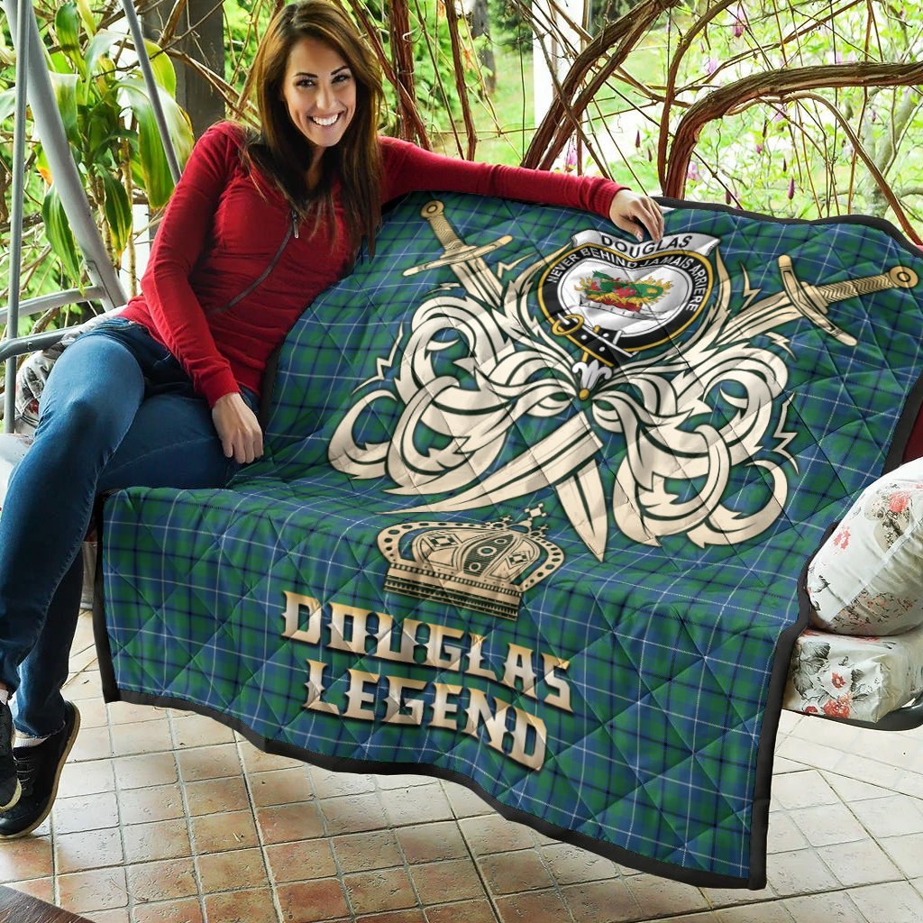 Douglas Ancient Tartan Crest Legend Gold Royal Premium Quilt