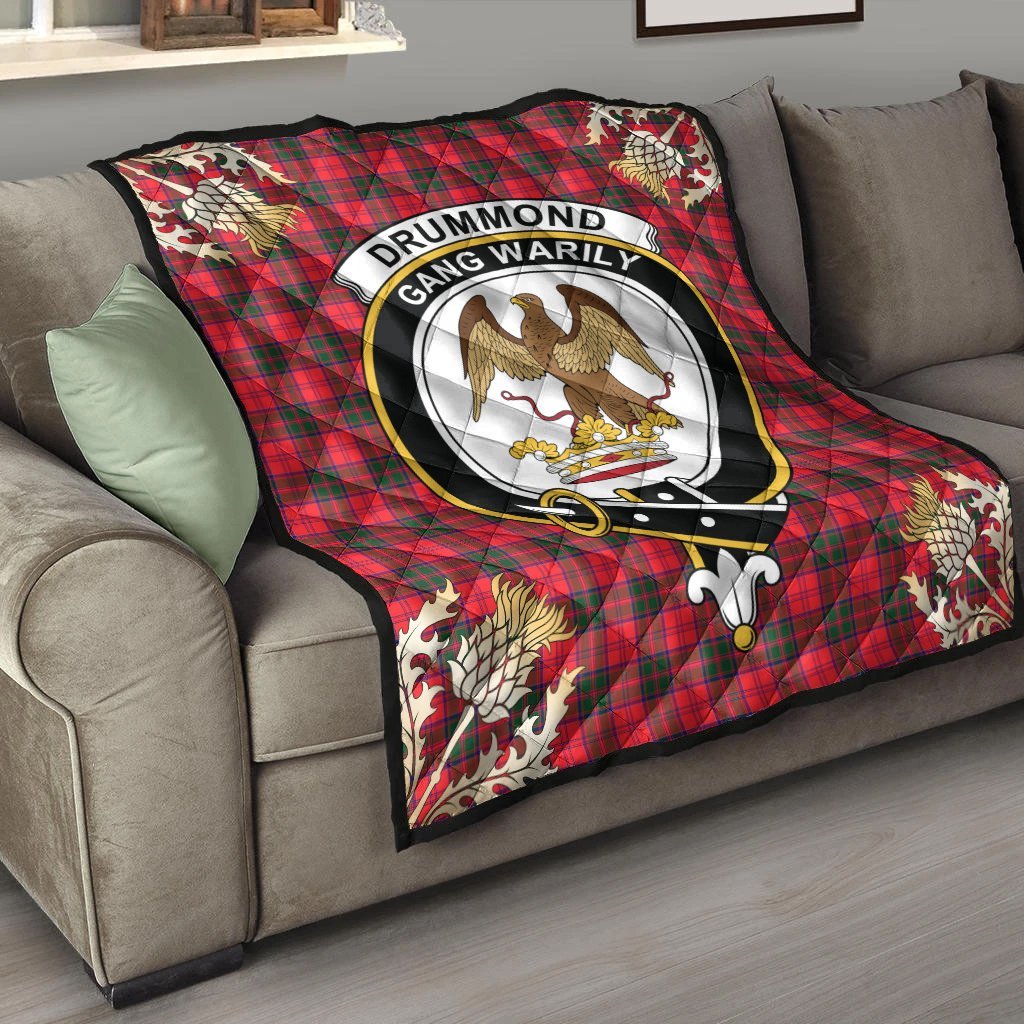 Drummond Modern Tartan Crest Premium Quilt - Gold Thistle Style