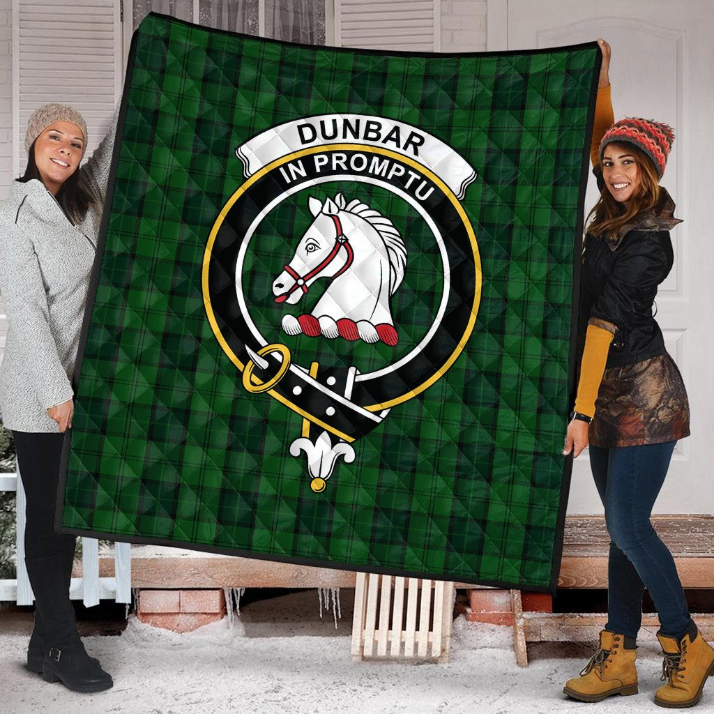 Dunbar Hunting Tartan Crest Quilt