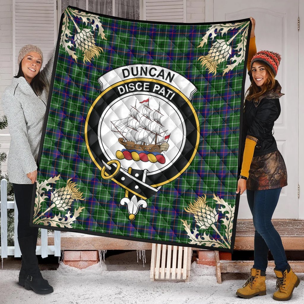 Duncan Modern Tartan Crest Premium Quilt - Gold Thistle Style