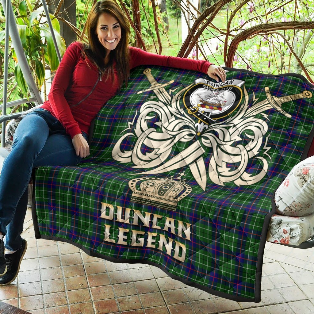 Duncan Modern Tartan Crest Legend Gold Royal Premium Quilt