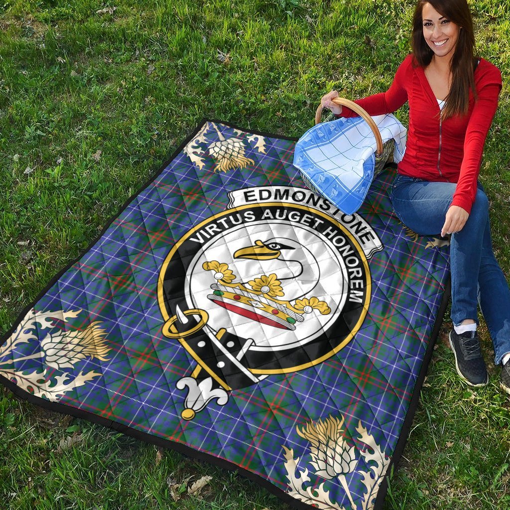 Edmonstone Tartan Crest Premium Quilt - Gold Thistle Style