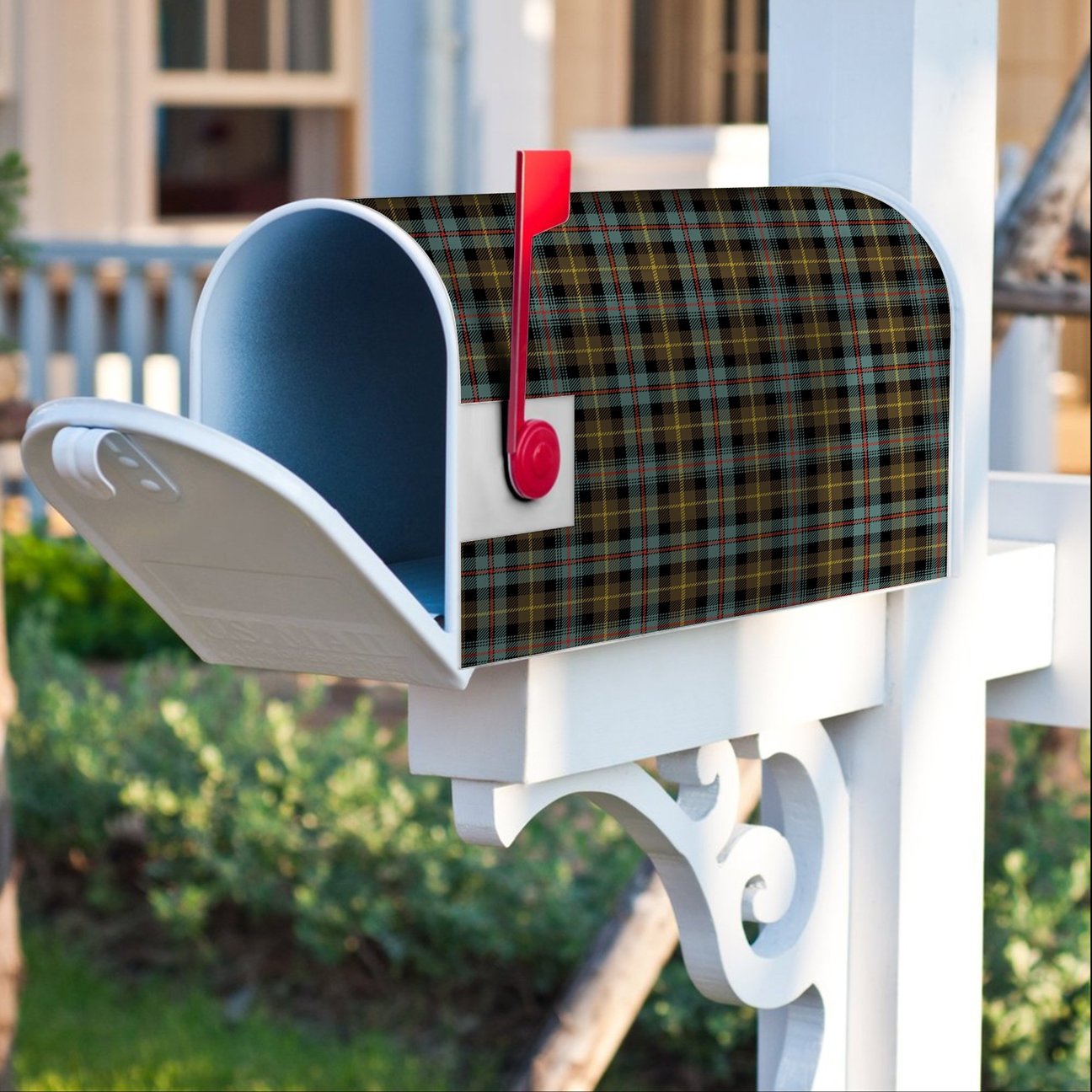 Farquharson Weathered Tartan Crest Mailbox