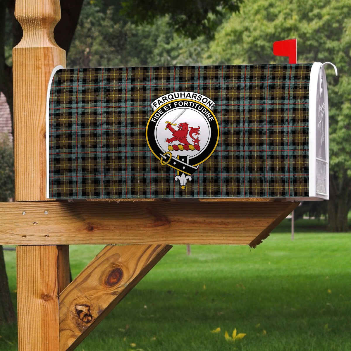 Farquharson Weathered Tartan Crest Mailbox