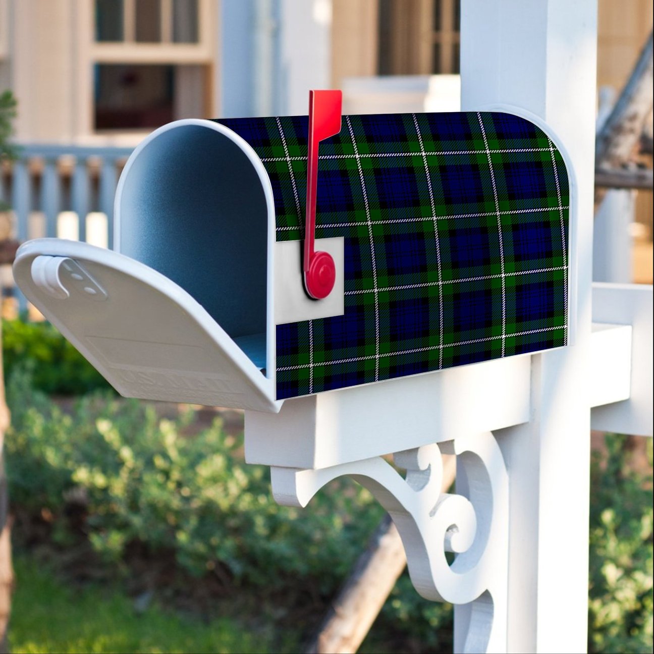Forbes Modern Tartan Crest Mailbox