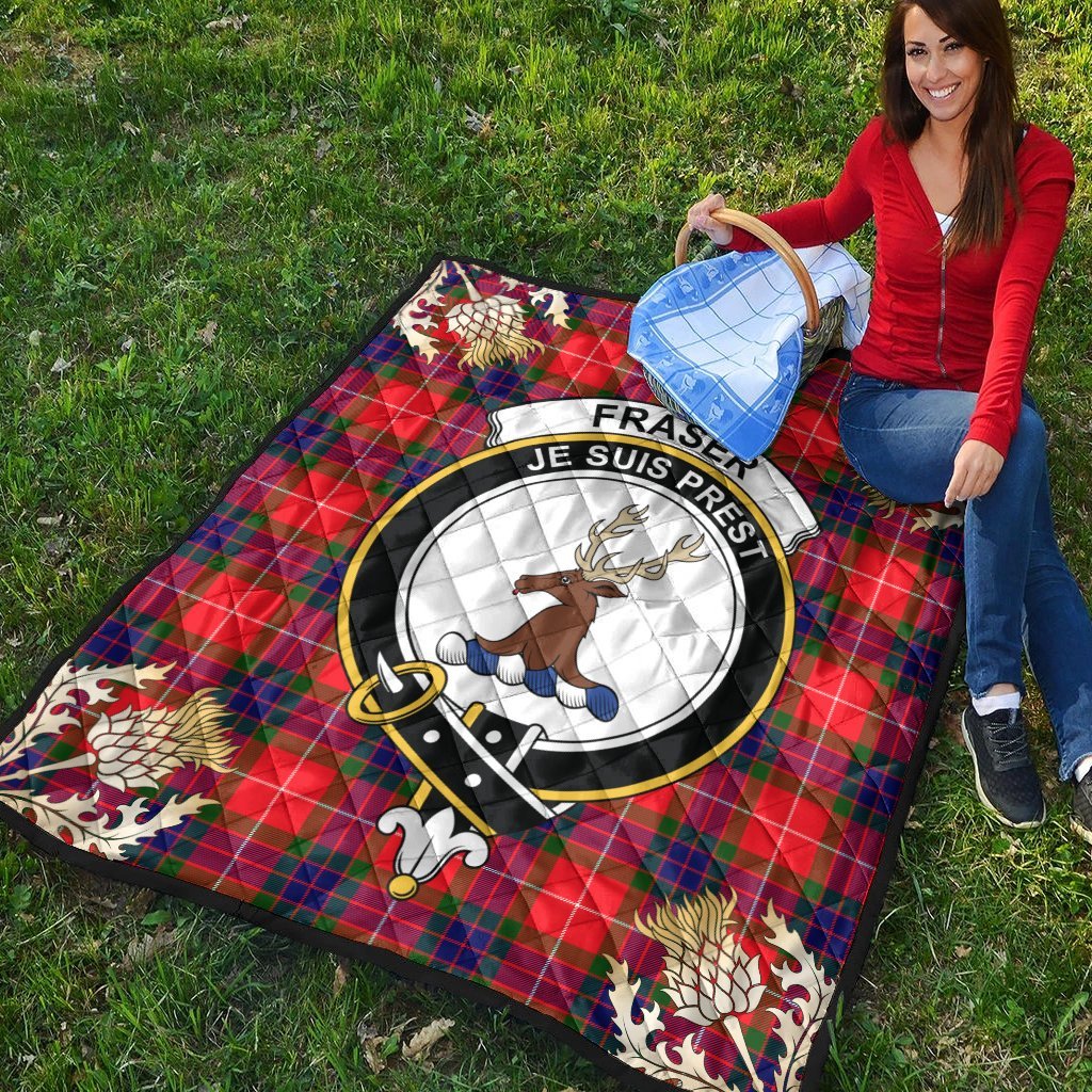 Fraser Modern Tartan Crest Premium Quilt - Gold Thistle Style