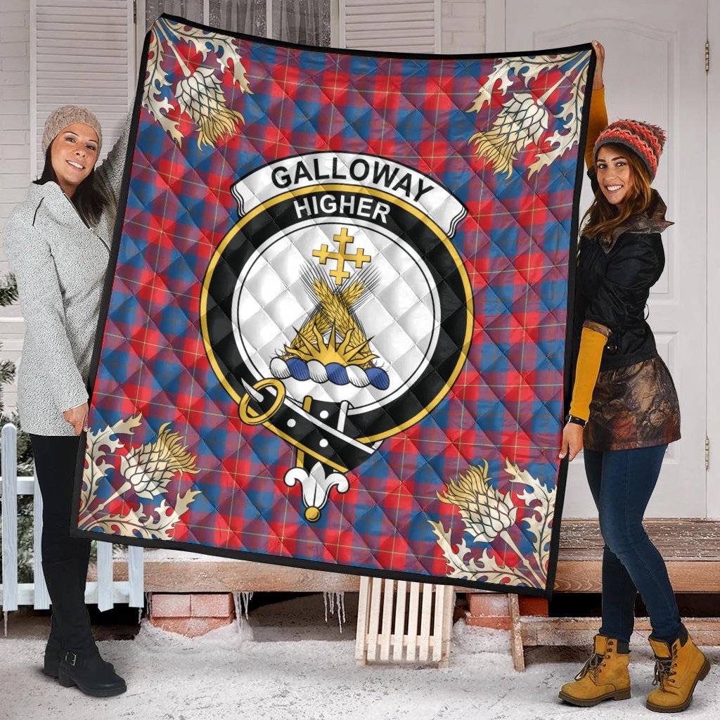 Galloway Red Tartan Crest Premium Quilt - Gold Thistle Style