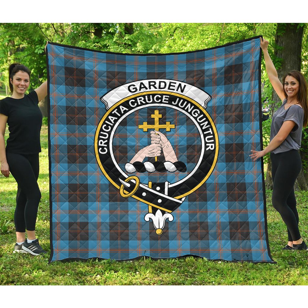 Garden Tartan Crest Quilt