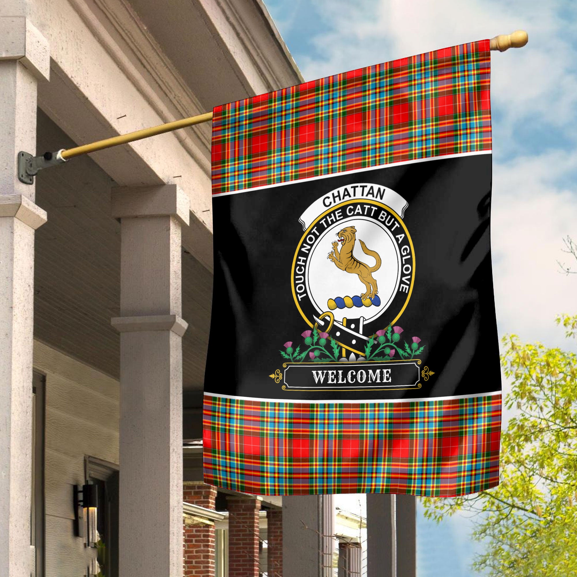 Chattan Tartan Crest Garden Flag - Welcome Style