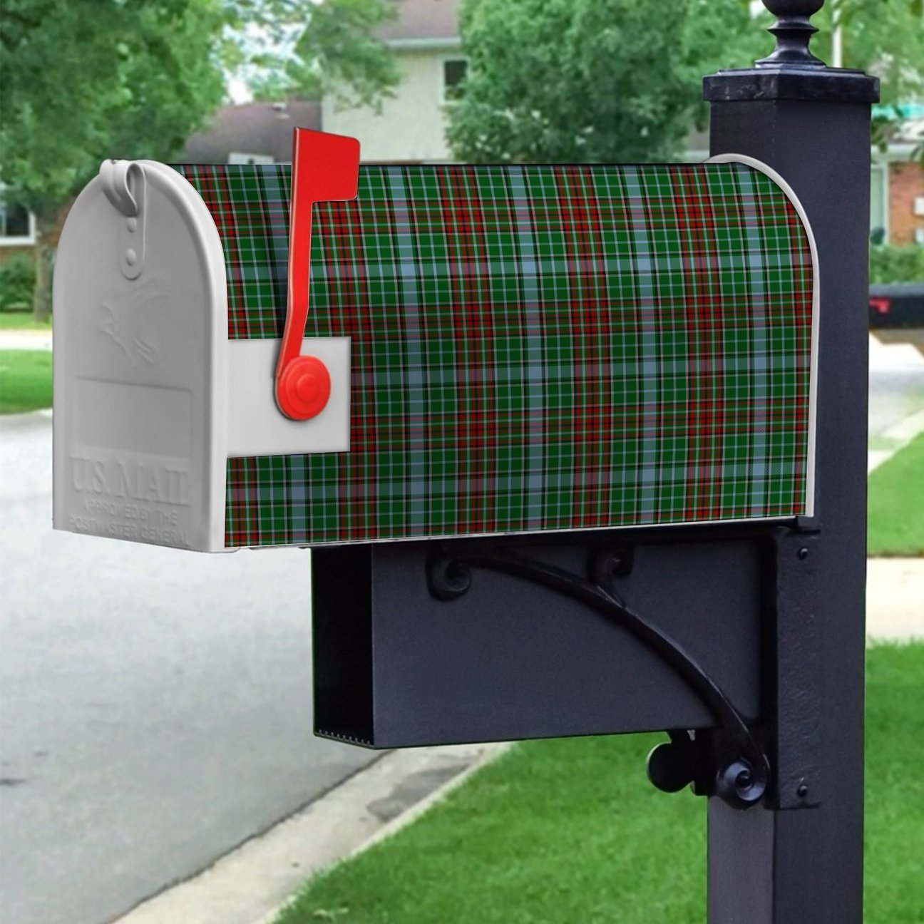 Gayre Tartan Crest Mailbox