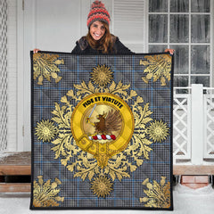 Gladstone Tartan Crest Premium Quilt - Gold Thistle Style