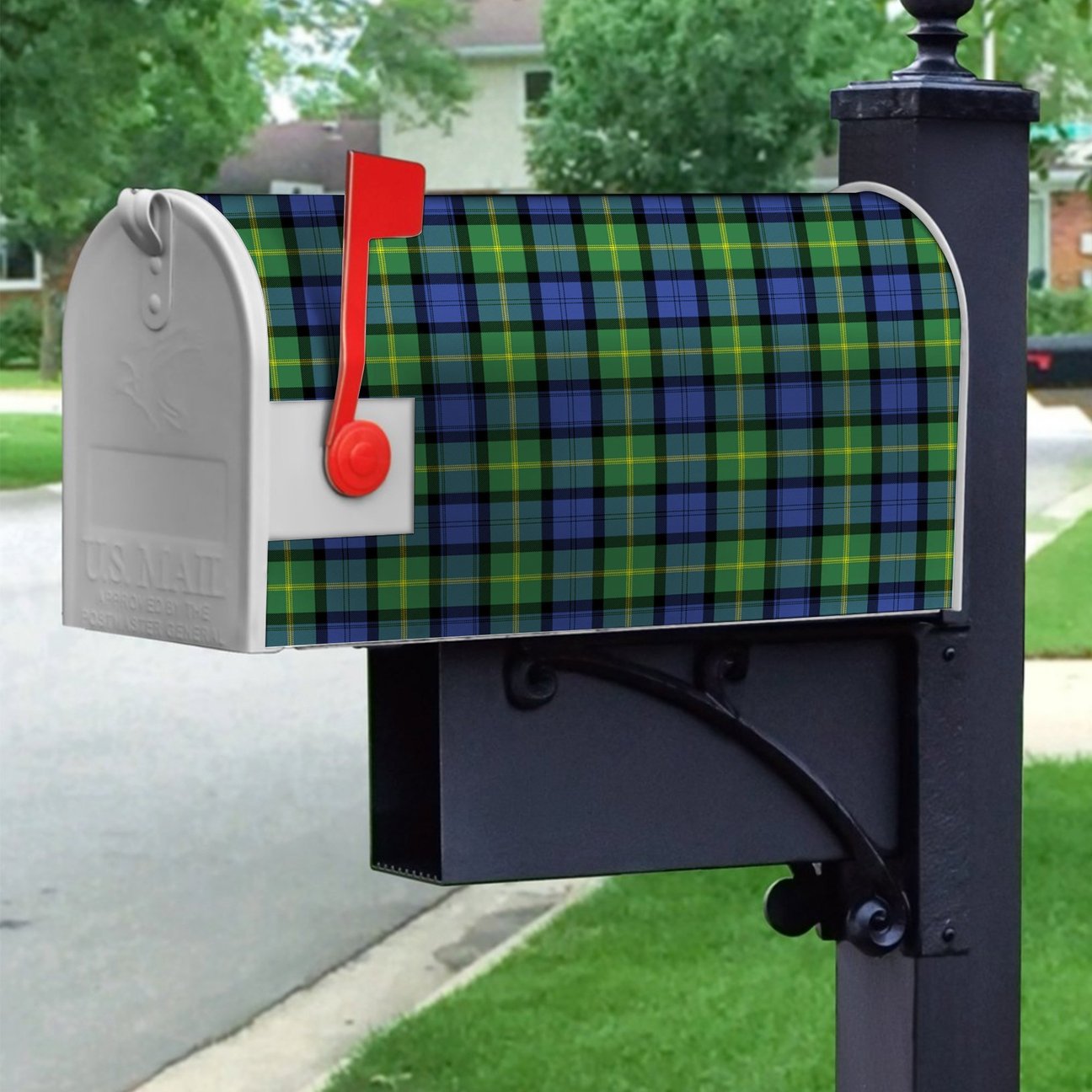 Gordon Old Ancient Tartan Crest Mailbox