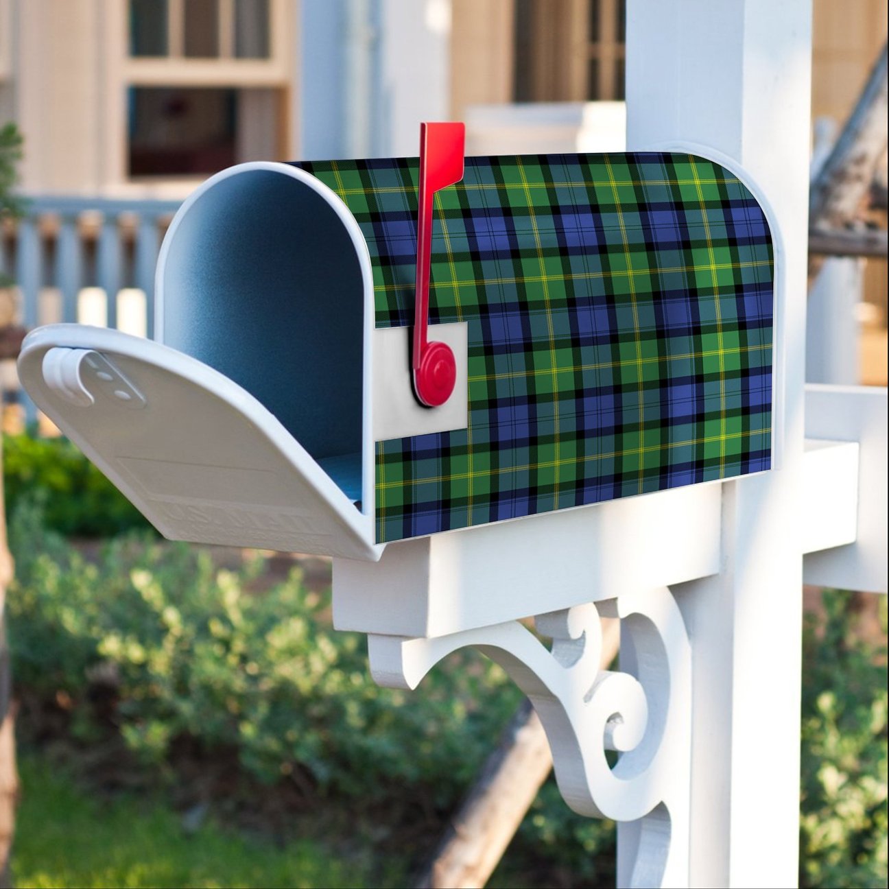 Gordon Old Ancient Tartan Crest Mailbox