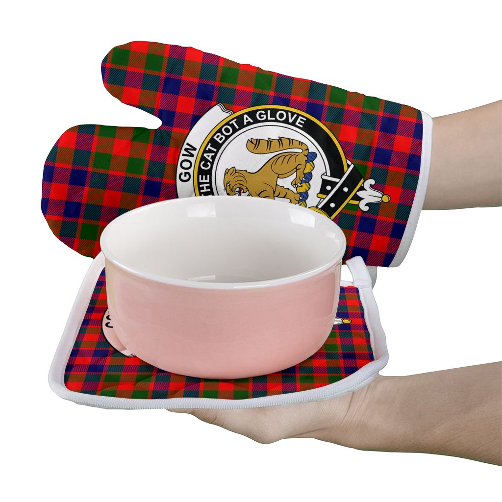 Gow Of McGouan Tartan Crest Oven Mitt And Pot Holder (2 Oven Mitts + 1 Pot Holder)